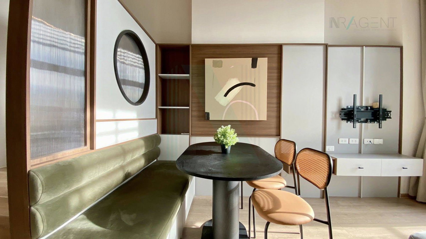 รูป ให้เช่าคอนโด ไอดีโอ พระราม 9 - อโศก อาคาร 1 ชั้น 32 Duplex 2 ห้องนอน ขนาด 52 ตรม ใกล้ MRT พระราม 9 - รูปที่ 2/8