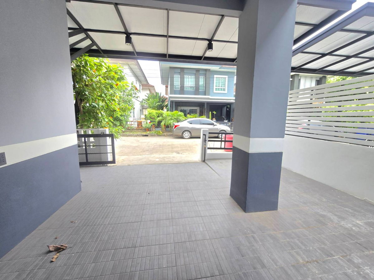 รูป ลดราคา..บ้านแฝดสไตล์บ้านเดี่ยว  รีโนเวทใหม่ หมู่บ้าน พร้อมพัฒน์1 ปัญญาอินทรา คลองสามวา ใกล้ซาฟารีเวิลด์ รถไฟฟ้า - รูปที่ 8/43