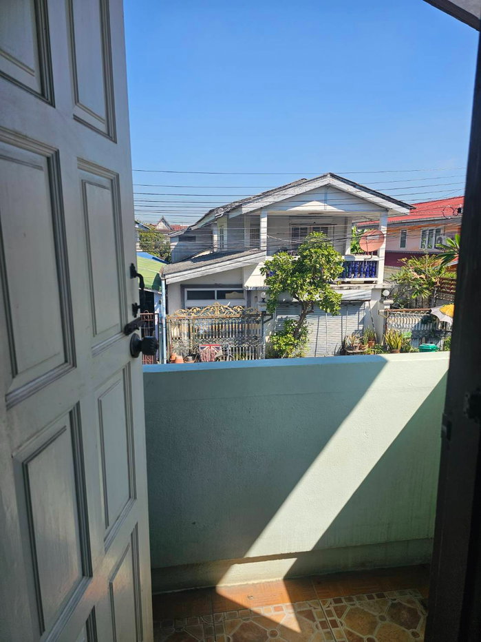 รูป ขายถูก บ้าน 2 ชั้น 35 ตรว. ใกล้สนามบินดอนเมือง - รูปที่ 14/15