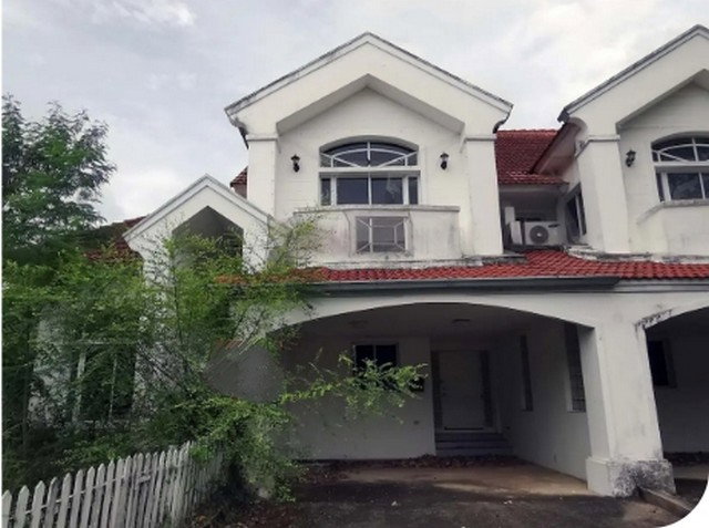 รูป BP00507 ขายบ้านแฝด หมู่บ้าน อีสท์วู้ด วิลเลจ ตำบล บึง อำเภอ ศรีราชา จังหวัด ชลบุรี - รูปที่ 5/8