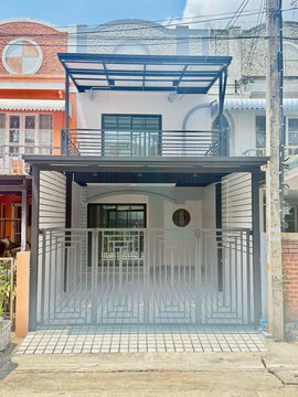 ขายทาวน์เฮาส์ โครงการ สิรารมย์ บางบัวทอง 2 ชั้น 2 ห้องนอน 2 ห้องน้ำ