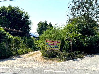 Land for sale Saharattananakhon Industrial Estate : Land for Sale – Road Frontage & Riverfront View at Ayutthaya province 