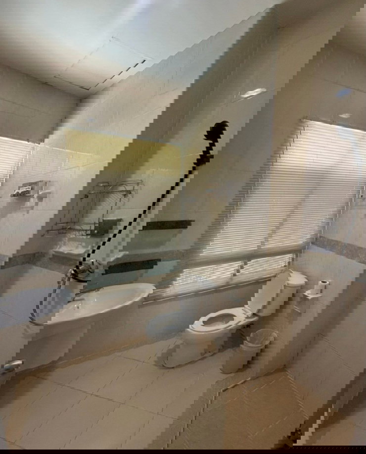 รูป เช่าทาวน์โฮม 3 ชั้น ม. บ้านกลางเมือง สวิสทาวน์ สวย ทำเลดี สนใจแอตไลน์ครับ@841qqlnr - รูปที่ 12/22