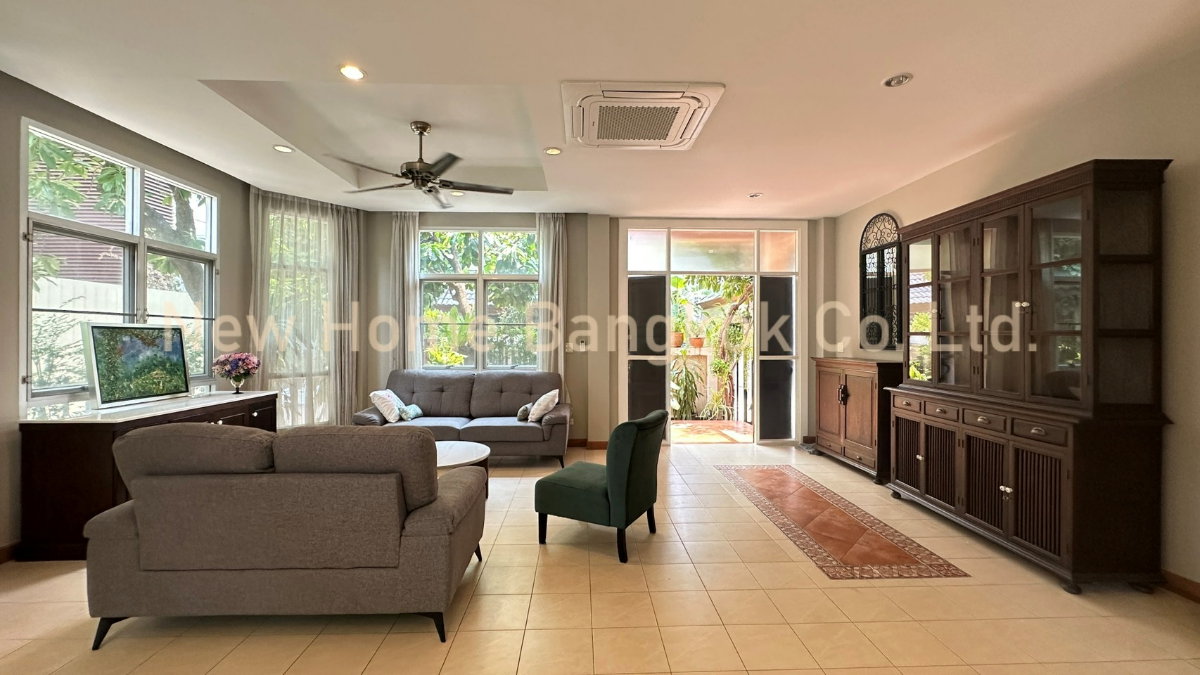 รูป ให้เช่าบ้านในโครงการส่วนตัว บ้าน 2 ชั้น 3 ห้องนอน ย่านนานา เลี้ยงสัตว์ได้ - รูปที่ 3/26