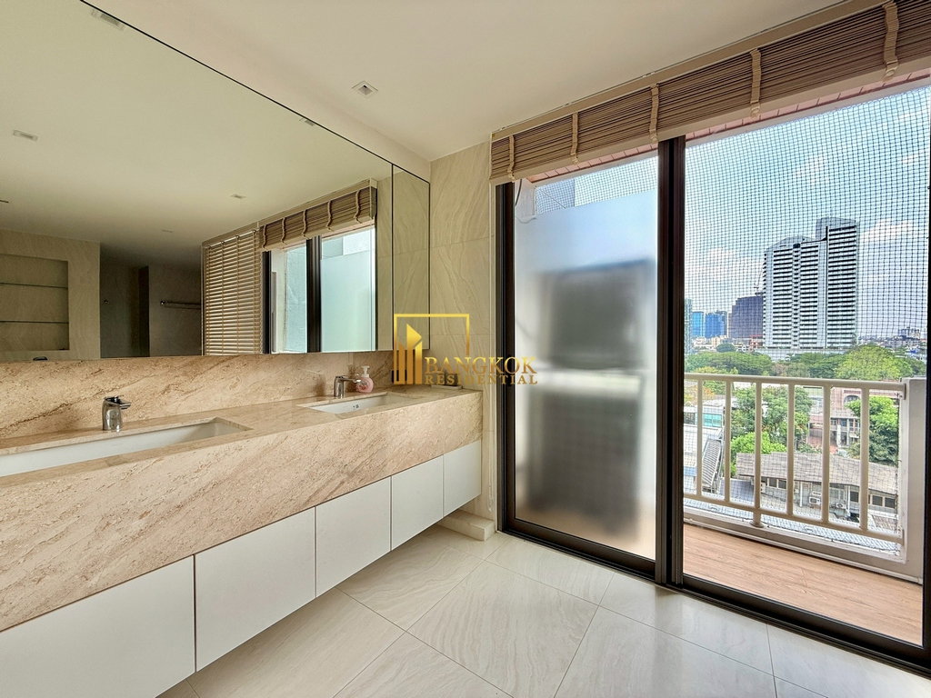 รูป Phatsana Gardens | Large 3 Bedroom Residence in Ekkamai - BR5954CD - รูปที่ 22/50