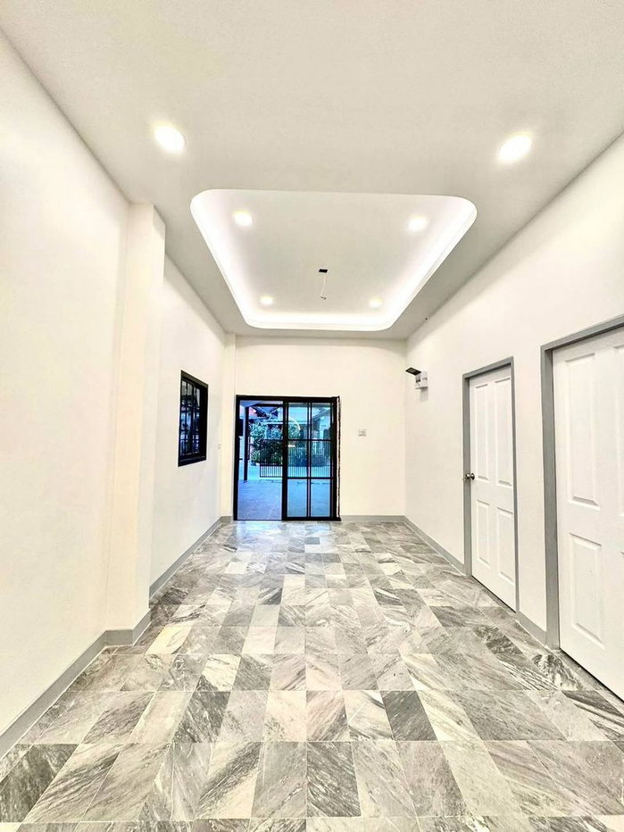รูป ขายบ้านเดี่ยวศรีราชา รีโนเวทใหม่  หมู่บ้านสหภาพ 2 ใกล้แหล่งชุมชน - รูปที่ 6/13