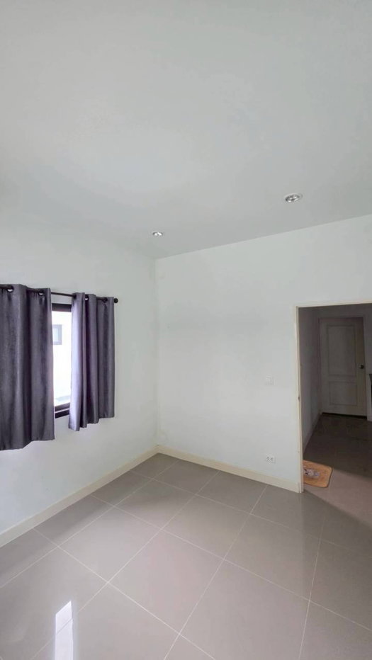 รูป บ้านในโครงการ ใกล้สนามบิน ได้ความเงียบสงบ 12,000 ต่อเดือน - รูปที่ 16/26