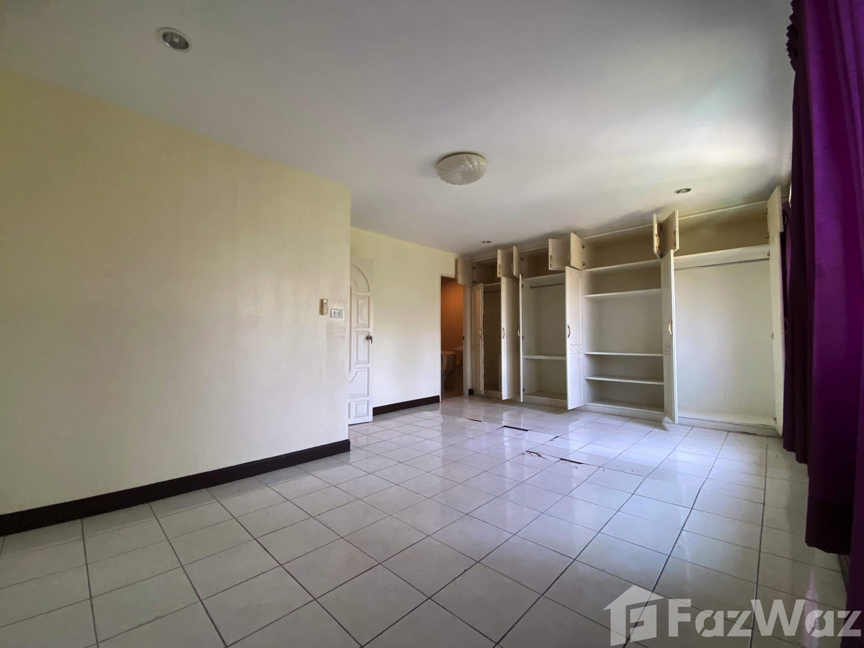 รูป ทาวน์เฮ้าส์ให้เช่า 4 ห้องนอน ใน พระโขนง, กรุงเทพมหานคร 1626778 - รูปที่ 14/36