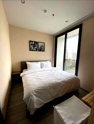 Condos for rent : 🚨 Spacious 2BR 53.5 sqm at XT Ekkamai in prime location 🔥 Comfortable layout, perfect for real living — Call 063-6165390