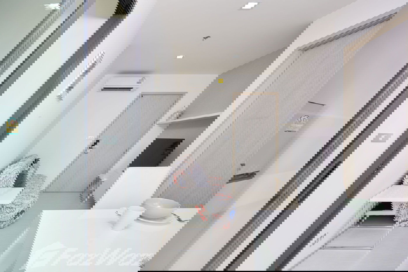 รูป คอนโดหรู 1 ห้องนอน พร้อมผู้เช่า ย่านทองหล่อ BTS 350ม 1705684 - รูปที่ 1/16