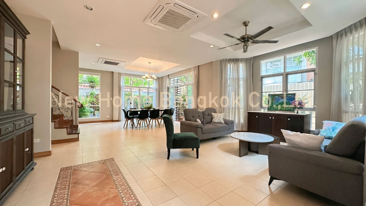 รูป ให้เช่าบ้านในโครงการส่วนตัว บ้าน 2 ชั้น 3 ห้องนอน ย่านนานา เลี้ยงสัตว์ได้ - รูปที่ 17/26