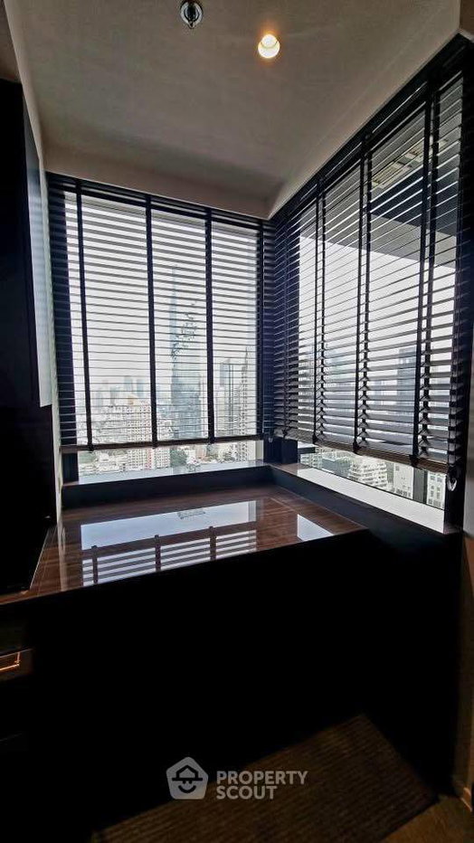 รูป คอนโด 2-ห้องนอน ที่ เดอะ ลอฟท์ สีลม ใกล้ BTS สุรศักดิ์ (ID 2817356) - รูปที่ 12/16