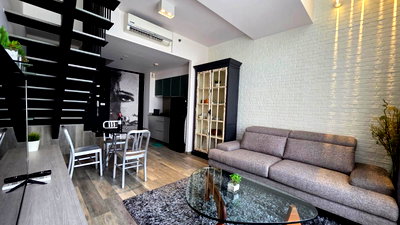 Condos for rent : For Rent The Lofts Eakkamai Duplex room fully furnished