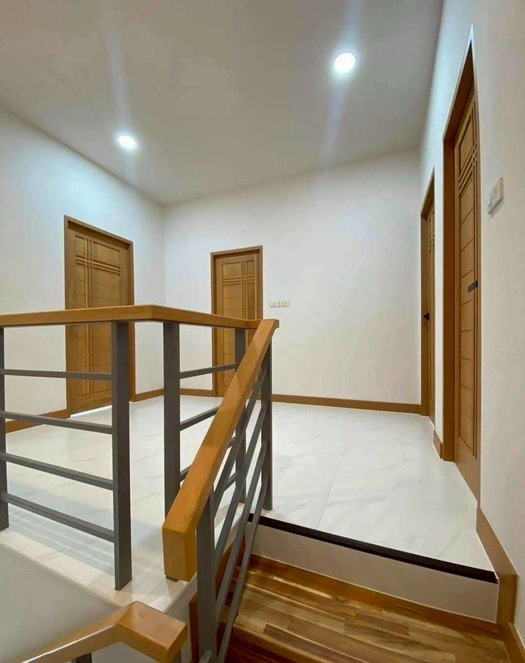 รูป ทาวน์โฮม 2ชั้น สร้างใหม่หลังริม เส้นหลังโลตัสอยุธยา - รูปที่ 4/8