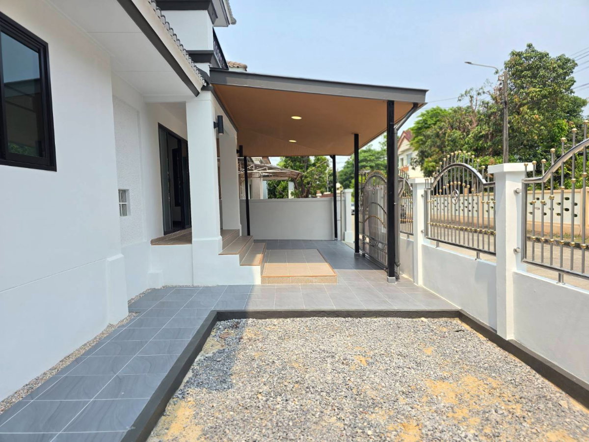 รูป หมู่บ้านชัยพฤกษ์ 1 (สุวินทวงศ์-คุ้มเกล้า) " แลนด์ แอนด์ เฮ้าส์ " บ้านสวยพร้อมอยู่! รีโนเวทใหม่ทั้งหลัง สไตล์โมเดิร์น - รูปที่ 8/39