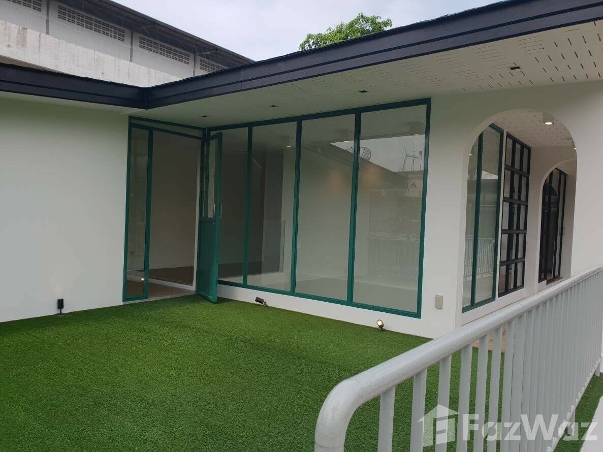 รูป บ้านเดี่ยวให้เช่า 8 ห้องนอน ใน บางจาก, กรุงเทพมหานคร 259179 - รูปที่ 15/18