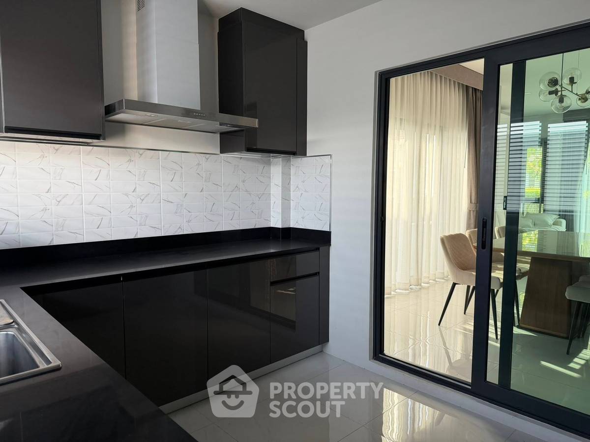 รูป บ้าน 4-ห้องนอน ที่ เดอะ ซิตี้ บางนา ใน บางแก้ว (ID 2813264) - รูปที่ 5/24