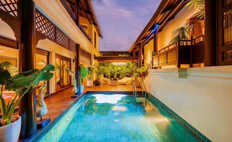 4-bed house for rent, 400 sq wah, Khlong Toei