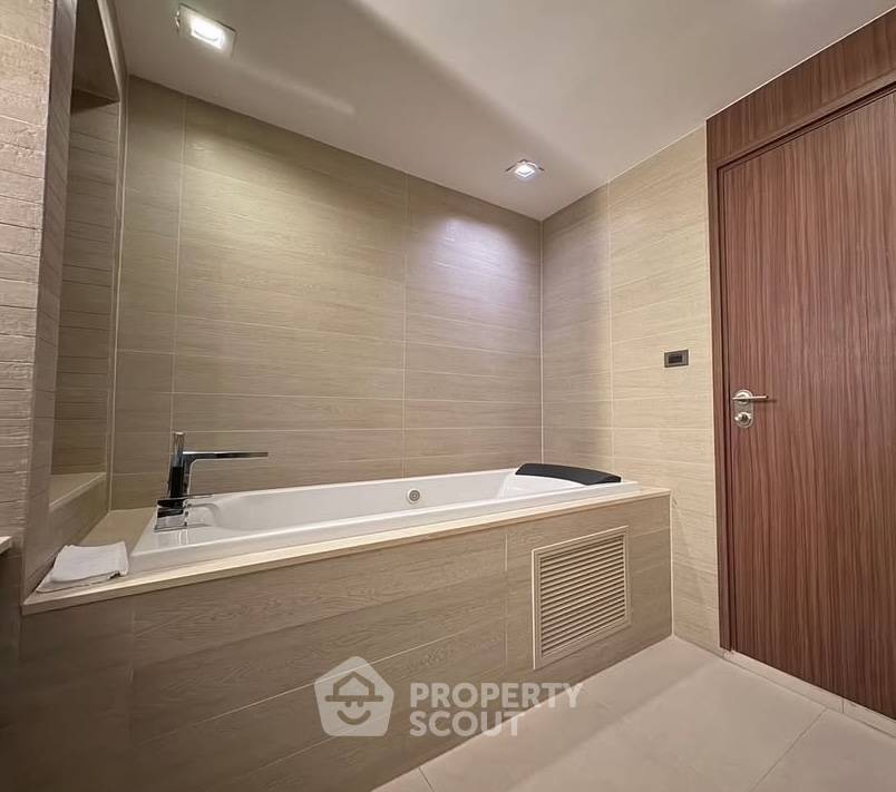 รูป คอนโด 3-ห้องนอน ที่ เดอะฮัด สันสาทร 7 ใกล้ BTS ช่องนนทรี (ID 2814622) - รูปที่ 5/16