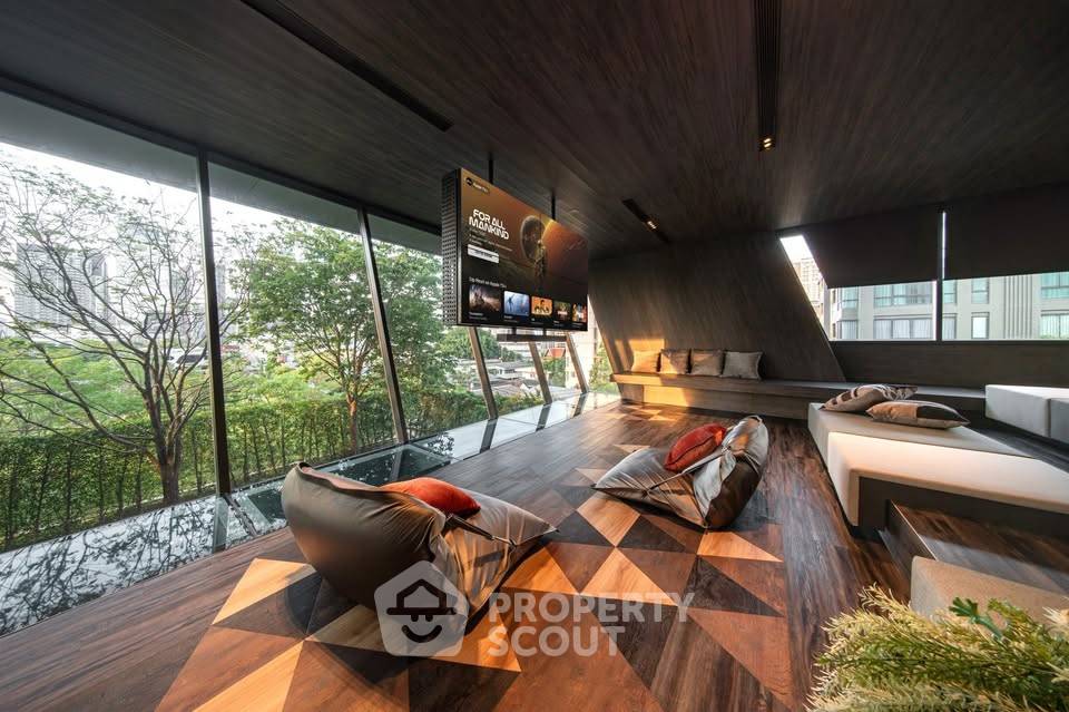 รูป คอนโด 2-ห้องนอน ที่ เดอะ รูม สุขุมวิท 38 ใกล้ BTS เอกมัย (ID 2818100) - รูปที่ 4/11