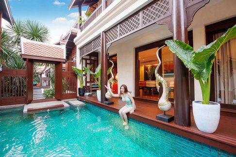 เช่าบ้าน เอกมัย มีสระว่ายน้ำในตัว