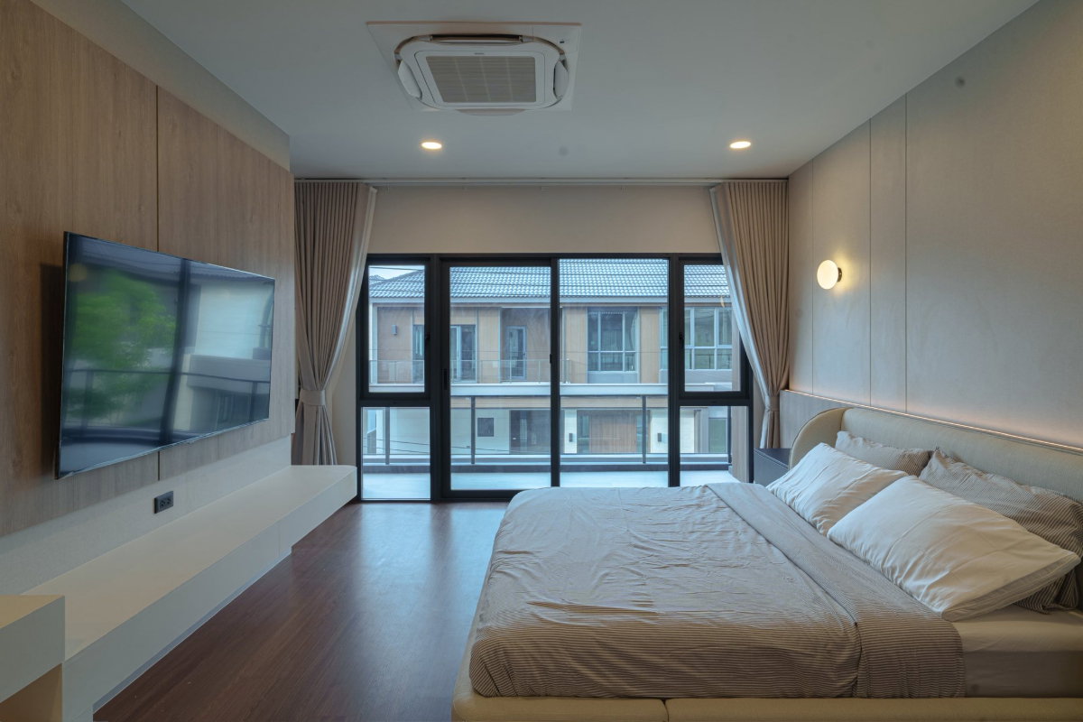 รูป บ้าน 2 ชั้น 4 นอน 5 น้ำ | The City Bangna 3 | 326 ตร.ม. 68 ตร.ว. ฟรี WiFi เครื่องใช้ไฟฟ้าและเฟอร์ครบ | **ค่าเช่า 160,000 บาท - รูปที่ 13/22