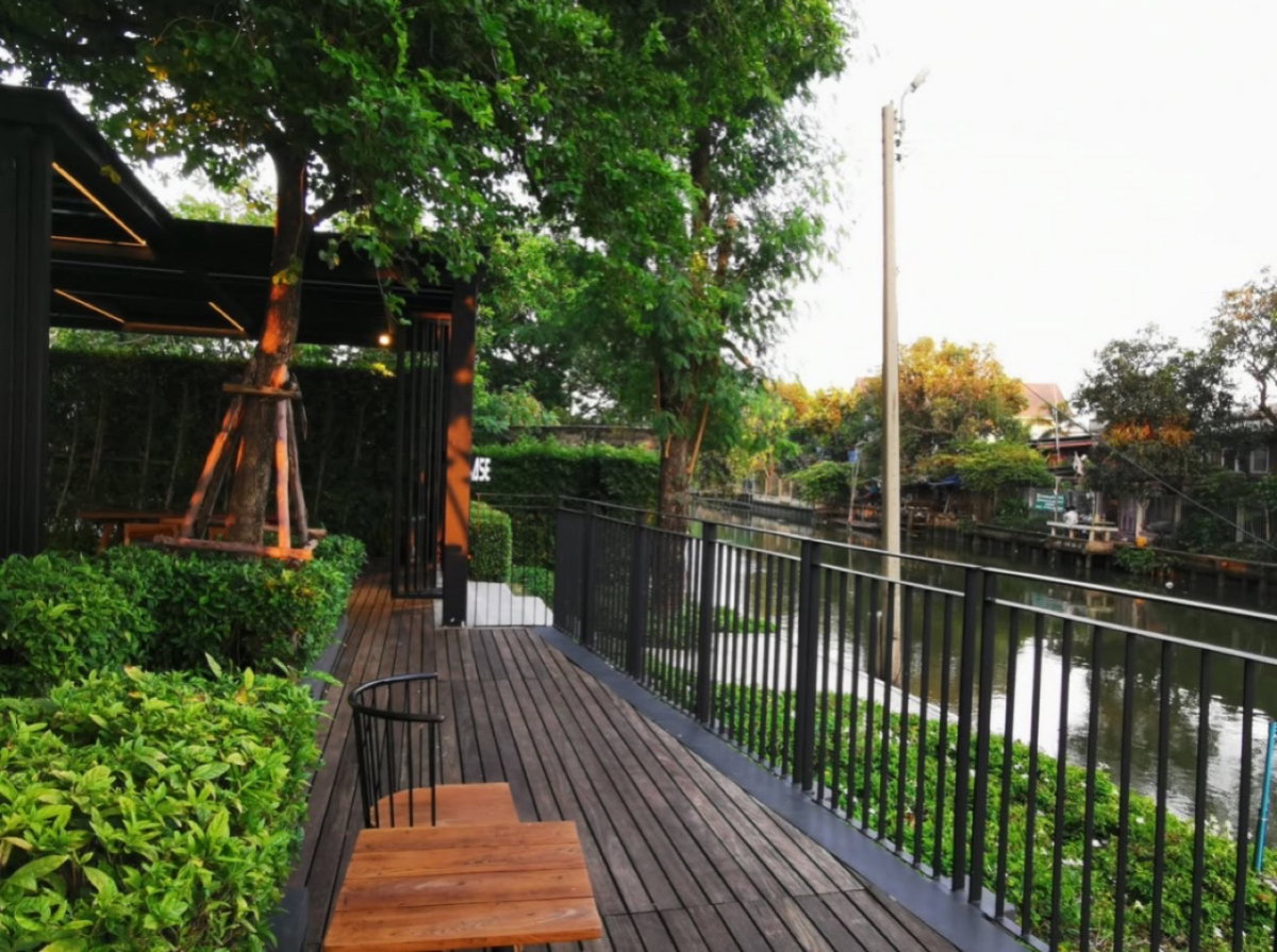 รูป เดอะเบส เพชรเกษม ติดMRT เพชรเกษม48 เพียง 180 เมตร 1นอน1น้ำ 25ตรม.ชั้น7 เช่า 11,000/เดือน Line ID: @wealth.co - รูปที่ 13/27