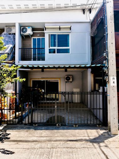 ให้เช่าทาวน์โฮม 2 ชั้น Villette Lite พัฒนาการ 38 | เฟอร์นิเจอร์ครบ พร้อมเข้าอยู่ ทำเลดี ใกล้ทองหล่อ-เอกมัย เลี้ยงสัตว์ได้