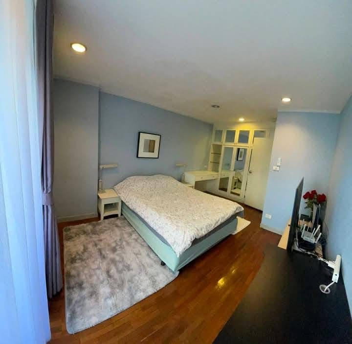 picture code : H276 The Roof Garden Bedroom : 2 - 9/14