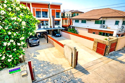เช่าบ้านเดี่ยว บางลำภู(บางโพ) : กระทรวงการคลัง 500 ม. 3-4นอน 4น้ำ 50ตร.วา. ใกล้BTS อารีย์ 800 ม. BTSสะพานควาย 1 กม. โฮมออฟฟิศ 3 ชั้น 280 ตร.ม. ใกล้ตลาดอารีย์ 800 ม