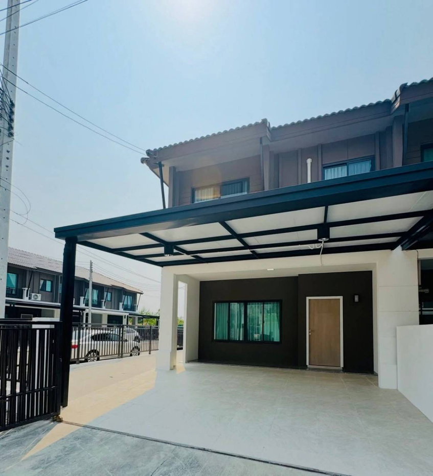 รูป ปล่อยเช่าทาวน์โฮม พฤกษาวิลล์ 120 แม่เหียะ ใกล้สนามบินนานาชาติเชียงใหม่ หลังใหญ่ แบบ 2 ที่จอดรถ (R1064) T.0946511456 - รูปที่ 1/13