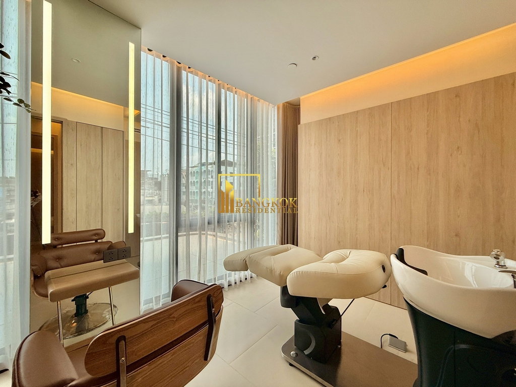 รูป One Altitude Charoenkrung | Tasteful 2 Bedroom Luxury Condo - BR61256CD - รูปที่ 23/27