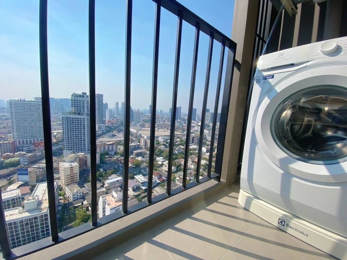 รูป ให้เช่าห้องเหนือลาดพร้าว ใกล้สถานีรถไฟฟ้าลาดพร้าว ตกแต่งครบครัน พร้อมเข้าอยู่ได้ทันที ห้องอบอุ่นสบาย เหมาะสำหรับคนโสดหรือคู่รัก! - รูปที่ 4/7