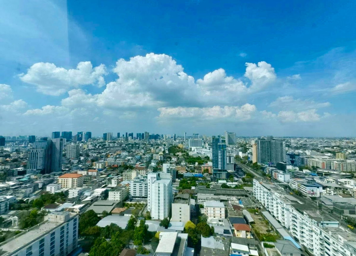 รูป code : H280 ว่างแล้ว!! คอนโดให้เช่า ควินน์ คอนโด รัชดา 17 (Quinn Condo Ratchada 17) | ใกล้ MRT สุทธิสาร ห้องใหญ่ ชั้นสูง ทำเลรัชดา - รูปที่ 11/11