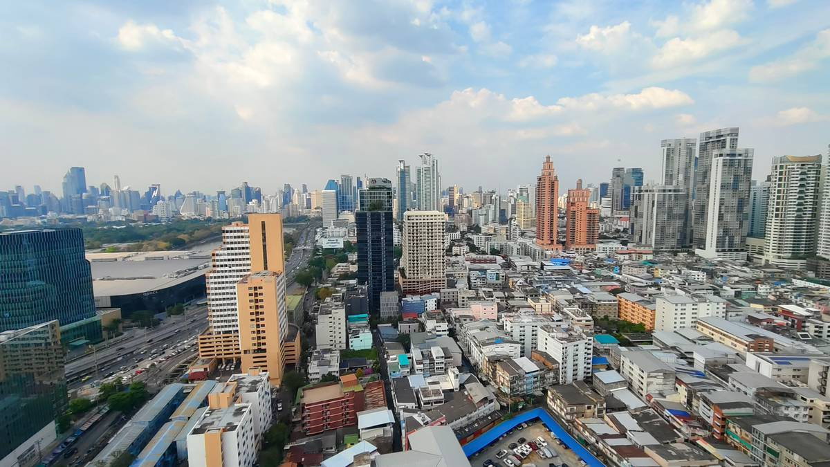 รูป คอนโดให้เช่า LifeRama4Asoke ชั้นสูง ทิศเหนือ - รูปที่ 2/15