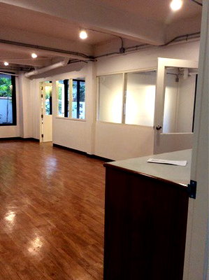 เช่าทาวน์โฮม กรุงเทพมหานคร : 🏡✨ ให้เช่าทาวน์โฮม 2 ชั้น (บ้านมุม) เอกมัย 22