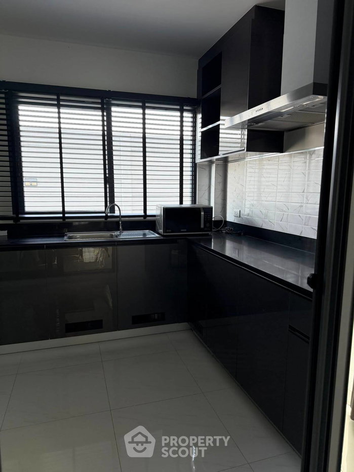 รูป บ้าน 4-ห้องนอน ที่ เดอะ ซิตี้ บางนา ใน บางแก้ว (ID 2813264) - รูปที่ 7/24