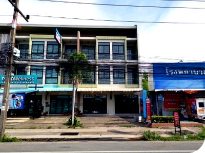 Shophouses for sale Songkhla : FOR SALE  COMMERCIAL BUILDING PROPERTY  15120000 BAHT.