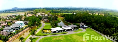 บ้านเดี่ยว ชลบุรี : ขาย วิลล่า 4 ห้องนอน ในโครงการ เดอะ วิลเลช แอด ฮอร์สชู พอยท์ 6200541