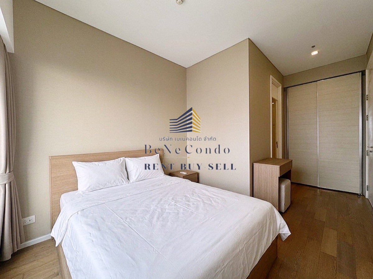 picture *** Condo for rent: The Saint Residences *** - 1/8
