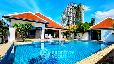 Houses for rent Nong Prue, Chonburi : 4-BR Villa at Adare Garden 2 close to Pattaya (ID 2098339)