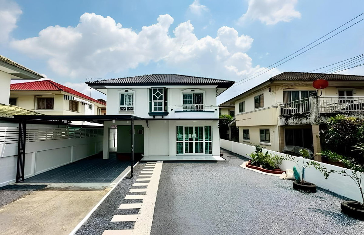 🔥Large detached house for sale Newly renovated, ready to move in 🔥 Supalai Grand Lake Khumklao-Ladkrabang