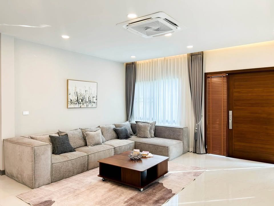 รูป RS5877 ให้เช่า บ้านเดี่ยวหรู The City Bangna ตกแต่งครบ ใกล้ Mega Bangna - รูปที่ 2/21