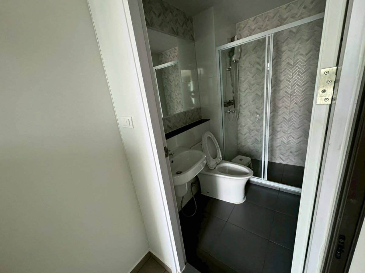 รูป ให้เช่า Regent Home วุฒากาศ 🏡 มีเครื่องซักผ้า พร้อมอยู่ ‼️ ใกล้ BTS #ตอบแชทไว 🔥🔥 รหัส L32 - รูปที่ 6/6