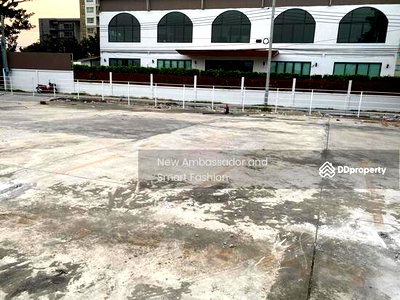 Land for rent Sukhumvit Road : Empty land for rent in Lasalle 41