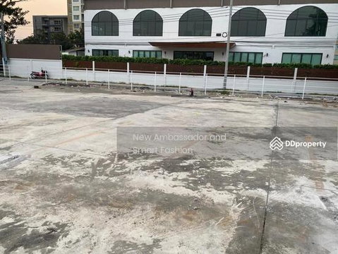 ให้เช่าที่ดินเปล่า ถม เทปูน ทำรั้วแล้ว ลาซาล 41