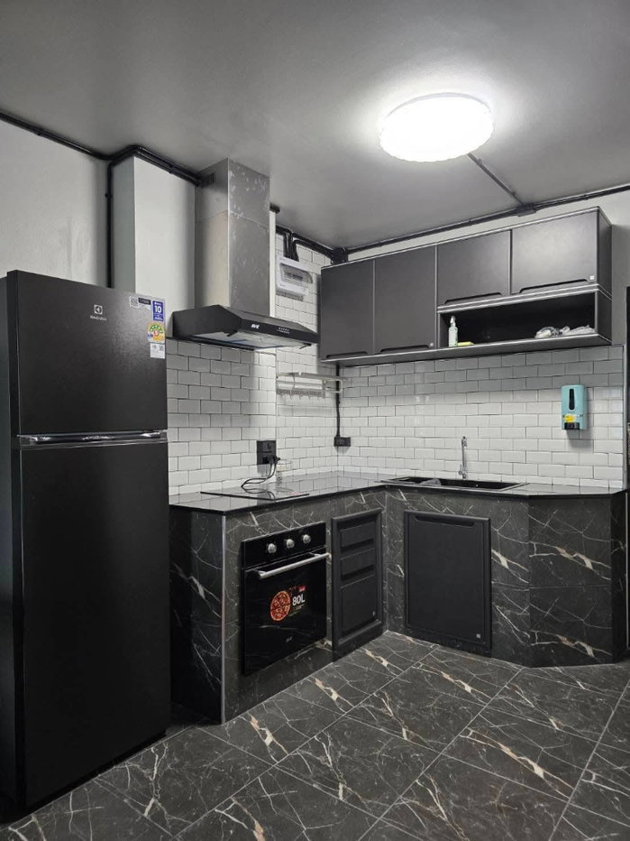 รูป ขาย Riverside Condominium Chiang Mai เฟอร์นิเจอร์ + เครื่องใช้ไฟฟ้าครบ ใกล้สถานีรถไฟเชียงใหม่ (C526) T.0946511456 - รูปที่ 5/8