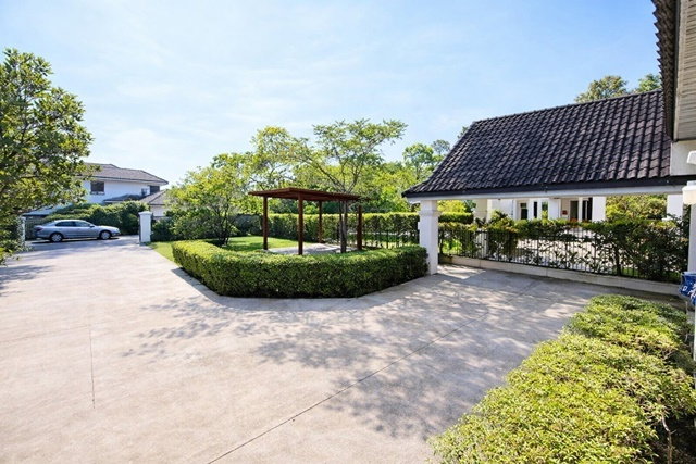 รูป ใกล้สนามกอล์ฟนวธานี 300 ม. Chocolate Ville300ม. Motorway คฤหาสน์ 3ชั้น 4นอน 3น้ำ 200 ตารางวา 600ตร.ม. ซอยเสรีไทย 57-61 - รูปที่ 6/8