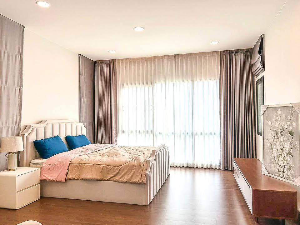 รูป RS5877 ให้เช่า บ้านเดี่ยวหรู The City Bangna ตกแต่งครบ ใกล้ Mega Bangna - รูปที่ 9/21