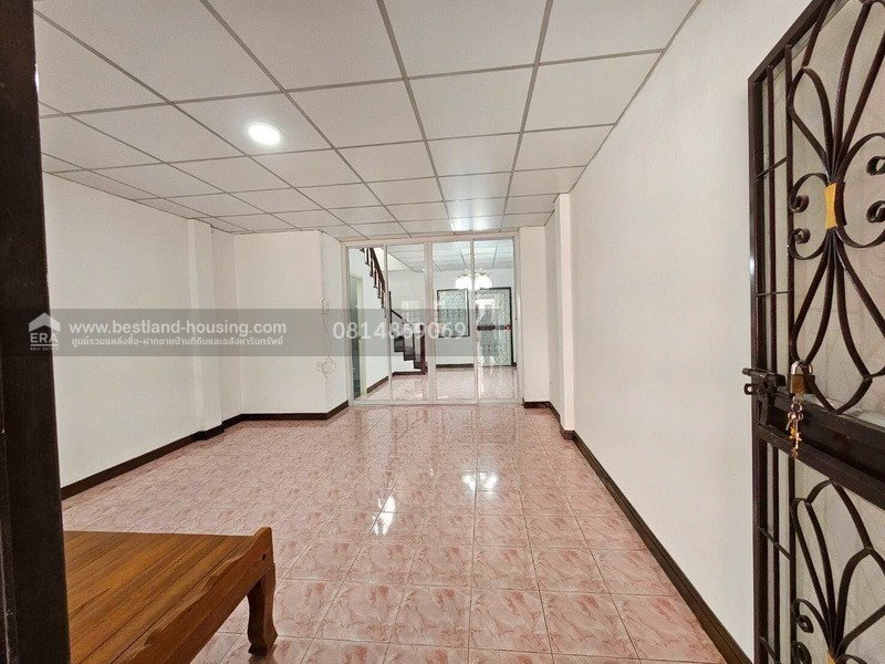 รูป ขายทาวน์เฮ้าส์ หมู่บ้าน เปี่ยมสุข วัดกู้ (รีโนเวทใหม่ พร้อมเข้าอยู่)  สถานที่ตั้ง ถ.สุขาประชาสรรค์ 2 ซ.44 ต.บางพูด อ.ปากเกร็ด จ.นนทบุรี - รูปที่ 3/20